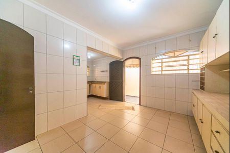 Casa para alugar com 168m², 3 quartos e 3 vagas Casa para alugar com 168m², 3 quartos e 3 vagasCopa