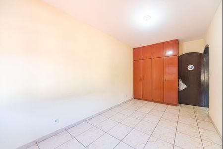 Casa para alugar com 168m², 3 quartos e 3 vagas Casa para alugar com 168m², 3 quartos e 3 vagasQuarto 2