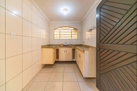 Casa para alugar com 168m², 3 quartos e 3 vagas Casa para alugar com 168m², 3 quartos e 3 vagasCozinha