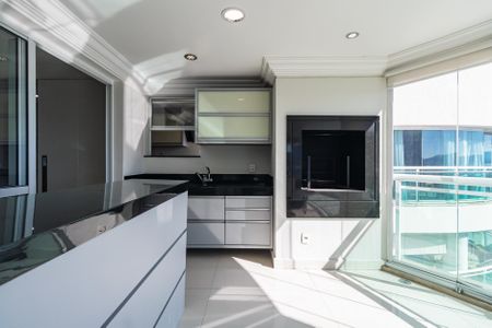 Apartamento para alugar com 3 quartos, 260m² em Alphaville Empresarial, Barueri