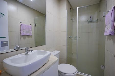 Apartamento para alugar com 76m², 3 quartos e 2 vagas Apartamento para alugar com 76m², 3 quartos e 2 vagasBanheiro Corredor