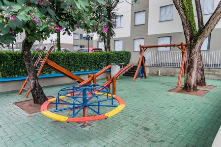 Apartamento à venda com 45m², 2 quartos e 1 vaga Apartamento à venda com 45m², 2 quartos e 1 vagaÁrea comum - Playground