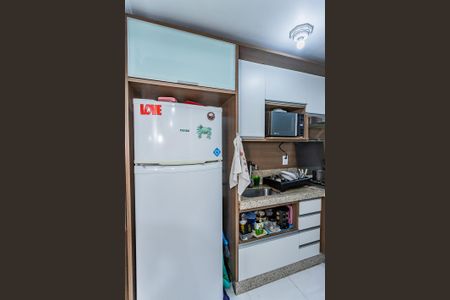 Apartamento à venda com 45m², 2 quartos e 1 vaga Apartamento à venda com 45m², 2 quartos e 1 vagaCozinha e Área de Serviço