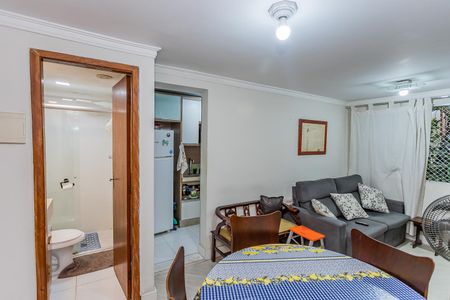 Sala de apartamento à venda com 2 quartos, 45m² em Vila Guedes, São Paulo