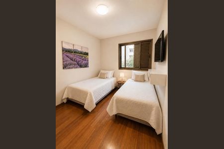 Quarto de apartamento para alugar com 4 quartos, 143m² em Belvedere, Belo Horizonte