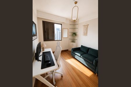 Quarto de apartamento para alugar com 4 quartos, 143m² em Belvedere, Belo Horizonte