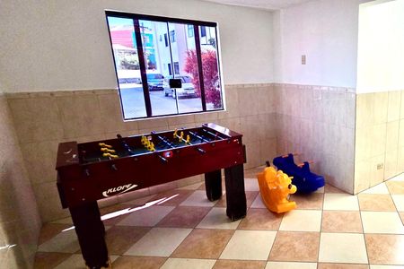 Apartamento à venda com 48m², 2 quartos e 1 vaga Apartamento à venda com 48m², 2 quartos e 1 vagaÁrea comum - Salão de festas