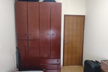 Casa para alugar com 115m², 2 quartos e 2 vagasQuarto