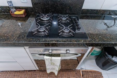 Apartamento à venda com 51m², 3 quartos e sem vaga Apartamento à venda com 51m², 3 quartos e sem vagaCozinha e Área de Serviço
