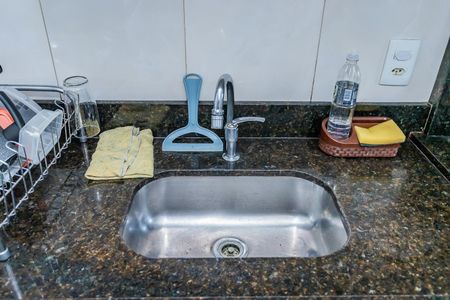 Apartamento à venda com 51m², 3 quartos e sem vaga Apartamento à venda com 51m², 3 quartos e sem vagaCozinha e Área de Serviço