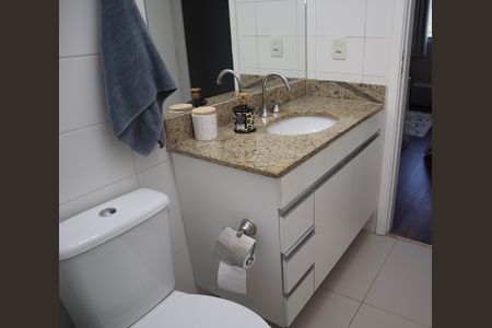 Apartamento à venda com 81m², 3 quartos e 1 vagaBANHEIRO 1
