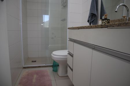 Apartamento à venda com 81m², 3 quartos e 1 vagaBANHEIRO 1