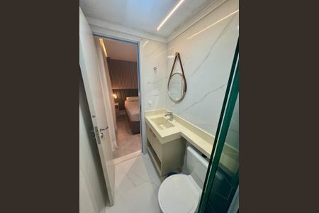 Banheiro de apartamento à venda com 3 quartos, 62m² em Centro, Diadema
