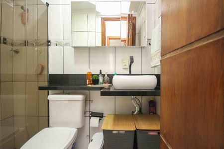 Apartamento à venda com 56m², 2 quartos e 1 vaga Apartamento à venda com 56m², 2 quartos e 1 vagaBanheiro