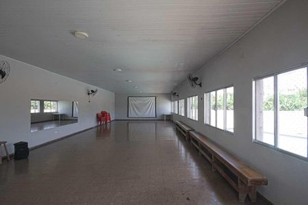 Apartamento à venda com 56m², 2 quartos e 1 vaga Apartamento à venda com 56m², 2 quartos e 1 vagaÁrea comum - Salão de festas