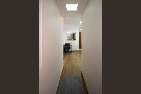 Apartamento à venda com 56m², 2 quartos e 1 vaga Apartamento à venda com 56m², 2 quartos e 1 vagaCorredor