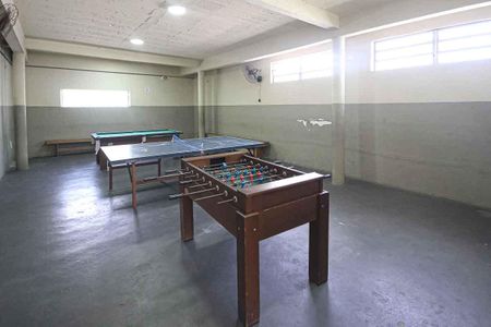 Apartamento à venda com 56m², 2 quartos e 1 vaga Apartamento à venda com 56m², 2 quartos e 1 vagaÁrea comum - Salão de festas