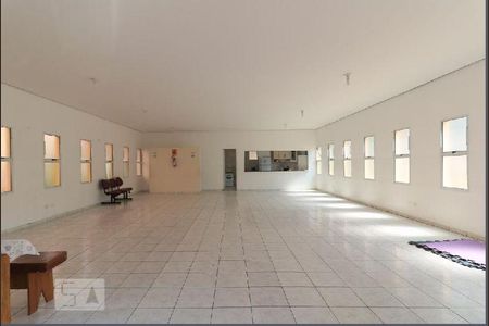 Apartamento à venda com 48m², 2 quartos e 1 vaga Apartamento à venda com 48m², 2 quartos e 1 vagaÁrea comum - Salão de Festas