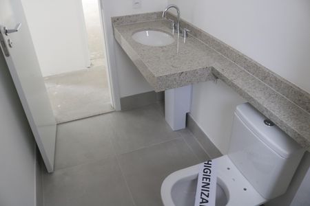 Apartamento à venda com 188m², 4 quartos e 2 vagasBanheiro 2