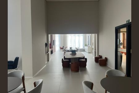 Apartamento à venda com 188m², 4 quartos e 2 vagasÁrea comum - Salão de festas