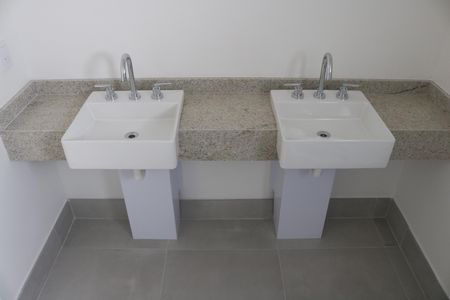 Apartamento à venda com 188m², 4 quartos e 2 vagasBanheiro 3