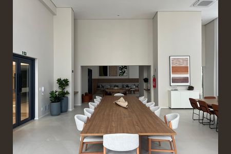 Apartamento à venda com 188m², 4 quartos e 2 vagasÁrea comum - Salão de festas