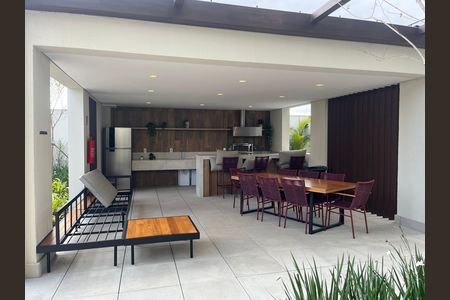 Apartamento à venda com 188m², 4 quartos e 2 vagasÁrea comum - Churrasqueira