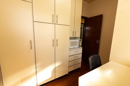 Apartamento à venda com 88m², 3 quartos e 2 vagasQuarto 1