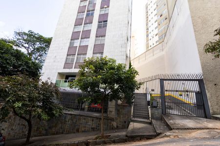 Apartamento à venda com 88m², 3 quartos e 2 vagasFachada e portaria