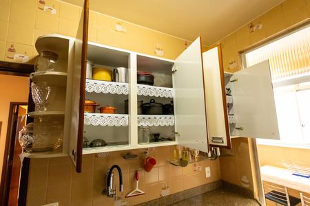Apartamento à venda com 88m², 3 quartos e 2 vagasCozinha - Armários