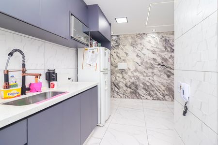 Apartamento à venda com 49m², 2 quartos e sem vagaCozinha e Área de Serviço