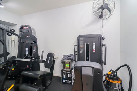 Apartamento à venda com 49m², 2 quartos e sem vagaÁrea comum - Academia