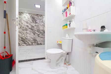 Apartamento à venda com 49m², 2 quartos e sem vagaBanheiro