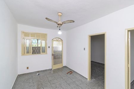 Sala de casa para alugar com 2 quartos, 120m² em Irajá, Rio de Janeiro