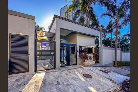 Apartamento à venda com 49m², 2 quartos e 1 vagaFachada e portaria