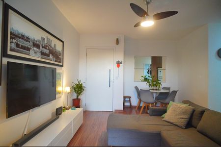 Apartamento para alugar com 66m², 2 quartos e 1 vagaSala