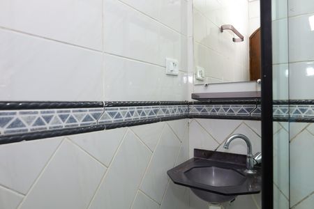 Casa para alugar com 90m², 3 quartos e 2 vagasBanheiro 2 - Lavabo