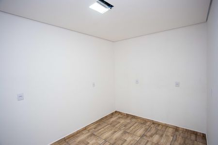 Quarto de casa para alugar com 1 quarto, 20m² em Canhema, Diadema