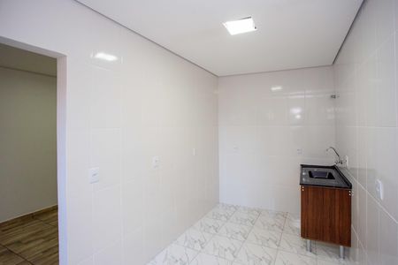 Cozinha de casa para alugar com 1 quarto, 20m² em Canhema, Diadema