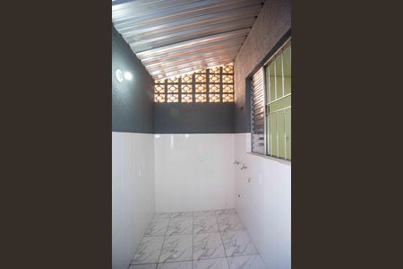 Casa para alugar com 20m², 1 quarto e sem vagaÁrea de Serviço