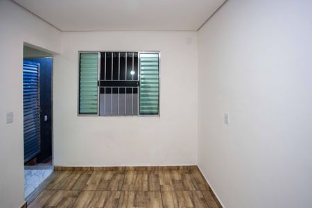 Casa para alugar com 20m², 1 quarto e sem vagaQuarto