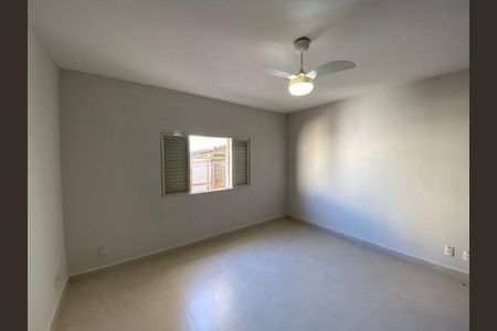 Casa para alugar com 240m², 4 quartos e 4 vagasQuarto