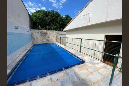 Casa para alugar com 240m², 4 quartos e 4 vagasPiscina