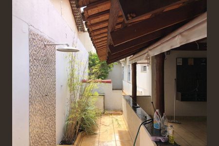 Casa para alugar com 270m², 3 quartos e 6 vagasÁrea externa