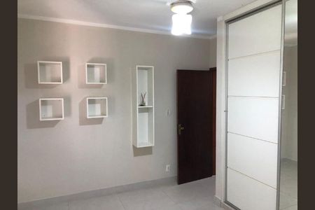Sala de casa para alugar com 3 quartos, 270m² em Santa Mônica, Uberlândia