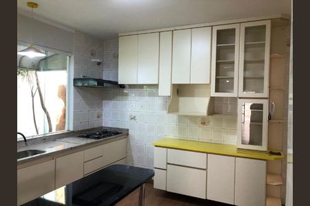 Cozinha de casa para alugar com 3 quartos, 270m² em Santa Mônica, Uberlândia