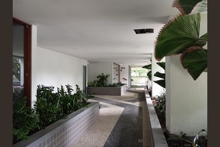 Apartamento para alugar com 92m², 2 quartos e 1 vaga Apartamento para alugar com 92m², 2 quartos e 1 vagaHall de entrada