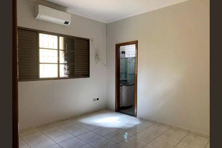 Casa para alugar com 220m², 5 quartos e 6 vagasQuarto