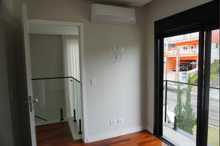 Suite1 de casa de condomínio para alugar com 3 quartos, 200m² em Suru, Barueri