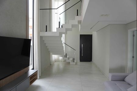 Sala de Estar de casa de condomínio para alugar com 3 quartos, 200m² em Suru, Barueri